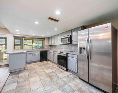 14515 Merry Meadow Drive - Photo Thumbnail 5