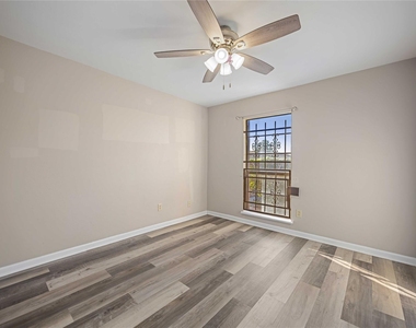 14515 Merry Meadow Drive - Photo Thumbnail 14