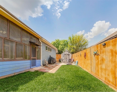 940 Oak Lynn Drive - Photo Thumbnail 22