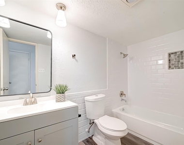 17414 N Yorkglen Drive - Photo Thumbnail 17