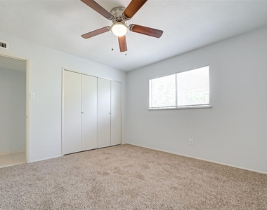 17414 N Yorkglen Drive - Photo Thumbnail 14