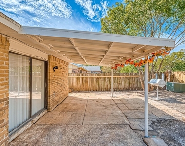 17414 N Yorkglen Drive - Photo Thumbnail 20