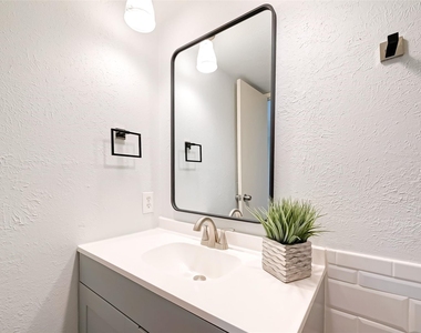 17414 N Yorkglen Drive - Photo Thumbnail 16