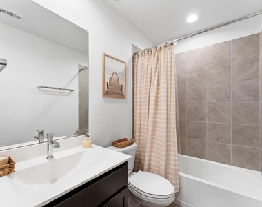 13220 Lago Acero Lane - Photo Thumbnail 9