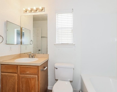 2130 Whittier Drive - Photo Thumbnail 13