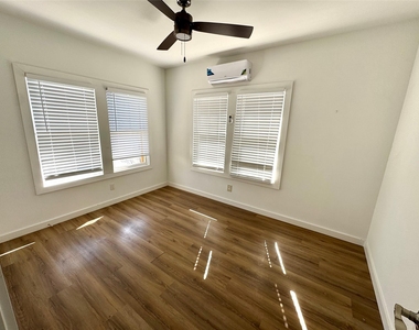 7 Hunt Street - Photo Thumbnail 7