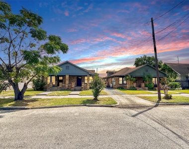 7 Hunt Street - Photo Thumbnail 13