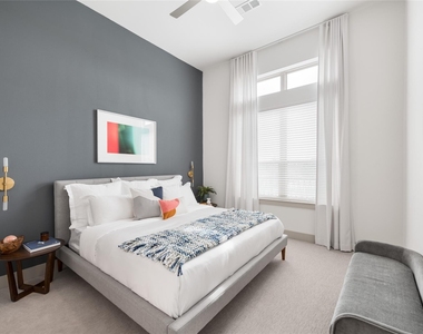 160 Birdsall Street - Photo Thumbnail 5