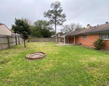 12730 Labelle Lane - Photo Thumbnail 12