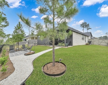 40558 Berylline Lane - Photo Thumbnail 24