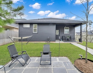 40558 Berylline Lane - Photo Thumbnail 27