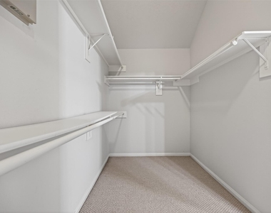 6506 Signal Point Lane - Photo Thumbnail 14