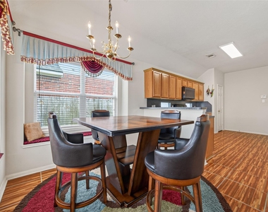 6506 Signal Point Lane - Photo Thumbnail 5