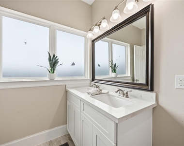 9320 Coffee Street - Photo Thumbnail 22