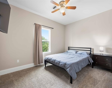 9320 Coffee Street - Photo Thumbnail 16