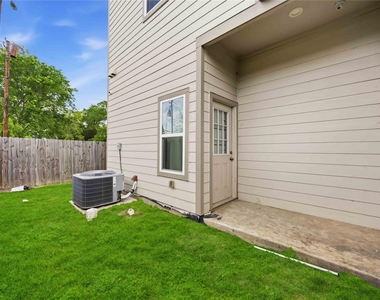 9320 Coffee Street - Photo Thumbnail 25