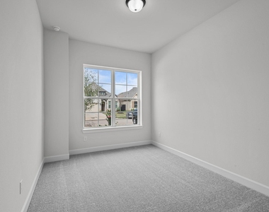 119 Amaranth Way - Photo Thumbnail 6