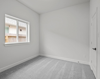 119 Amaranth Way - Photo Thumbnail 8