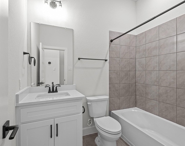 119 Amaranth Way - Photo Thumbnail 7
