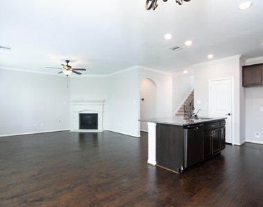 14607 W Bekapark Court - Photo Thumbnail 10