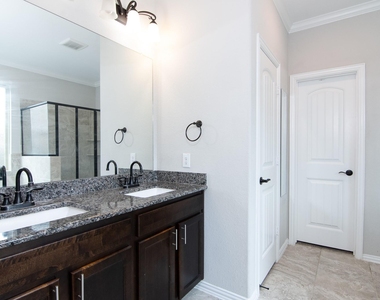 14607 W Bekapark Court - Photo Thumbnail 23