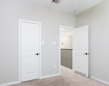 14607 W Bekapark Court - Photo Thumbnail 35