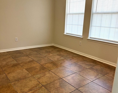 6023 Barany Court - Photo Thumbnail 14