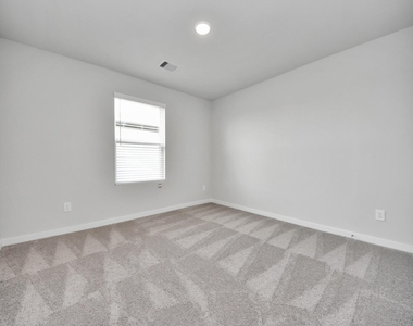 5806 Quest Valley Drive - Photo Thumbnail 9