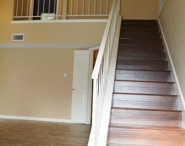 3703 Embarcadero Drive - Photo Thumbnail 13
