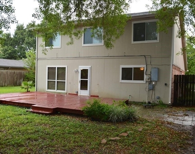 3703 Embarcadero Drive - Photo Thumbnail 24