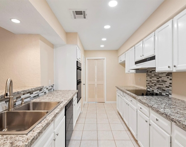 14215 Lost Meadow Lane - Photo Thumbnail 12