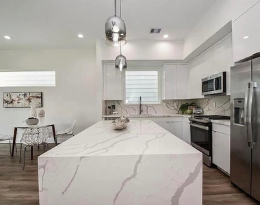 3609 Dennis Street - Photo Thumbnail 10