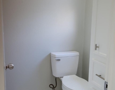 5703 Green Timbers Drive - Photo Thumbnail 11