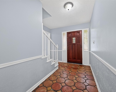 5703 Green Timbers Drive - Photo Thumbnail 5