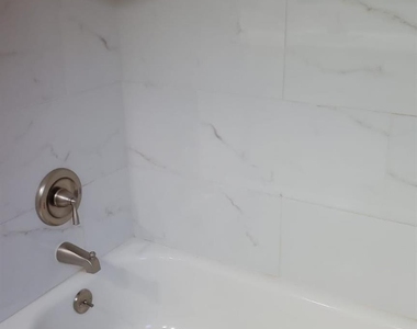 5703 Green Timbers Drive - Photo Thumbnail 7