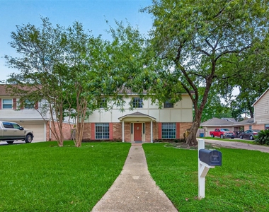 5703 Green Timbers Drive - Photo Thumbnail 2