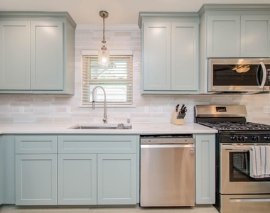9002 Railton Street - Photo Thumbnail 10