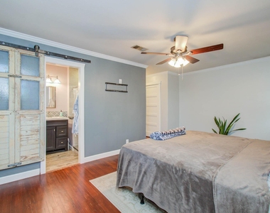 9002 Railton Street - Photo Thumbnail 24