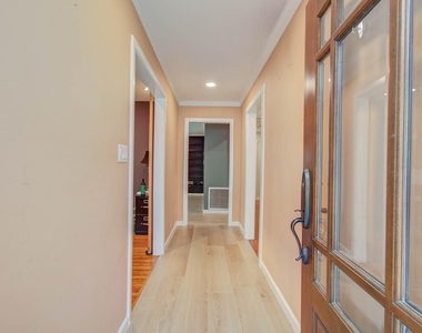 9002 Railton Street - Photo Thumbnail 3