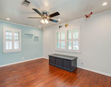 9002 Railton Street - Photo Thumbnail 17