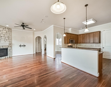 11025 Robin Hood Court - Photo Thumbnail 10