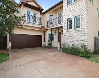 11025 Robin Hood Court - Photo Thumbnail 2