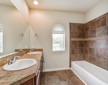 11025 Robin Hood Court - Photo Thumbnail 38