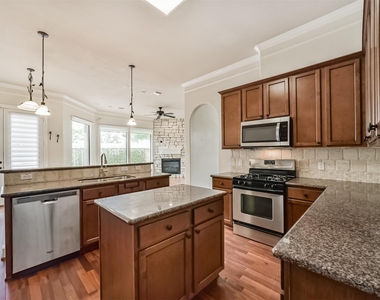 11025 Robin Hood Court - Photo Thumbnail 11