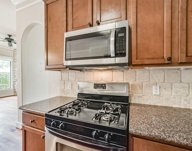 11025 Robin Hood Court - Photo Thumbnail 13