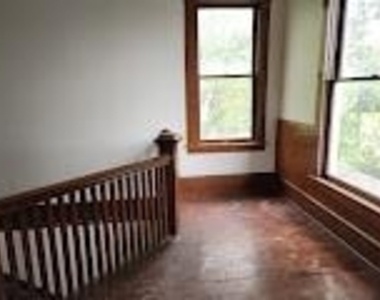 403 Farquhar Street - Photo Thumbnail 19