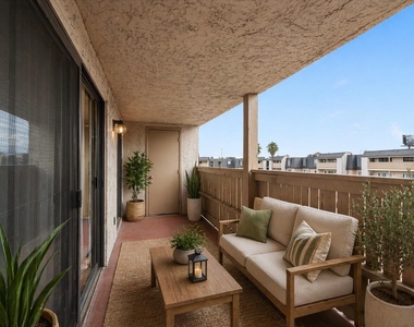 8517 Hearth Drive - Photo Thumbnail 15