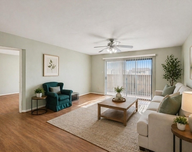 8517 Hearth Drive - Photo Thumbnail 5