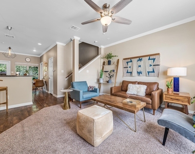 305 Holleman Drive E - Photo Thumbnail 11