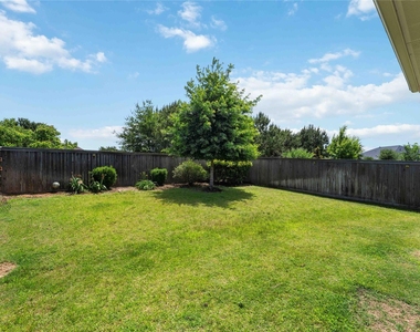 11926 Symphony Park Court - Photo Thumbnail 25